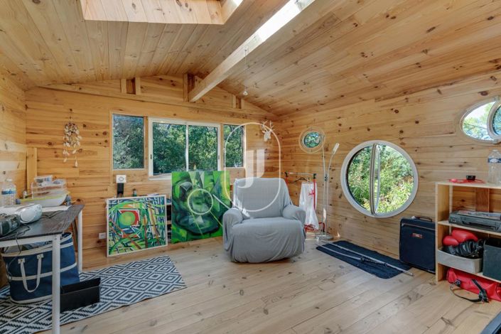 Image No.15-4 Bed House for sale