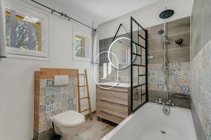 Image No.7-4 Bed House for sale