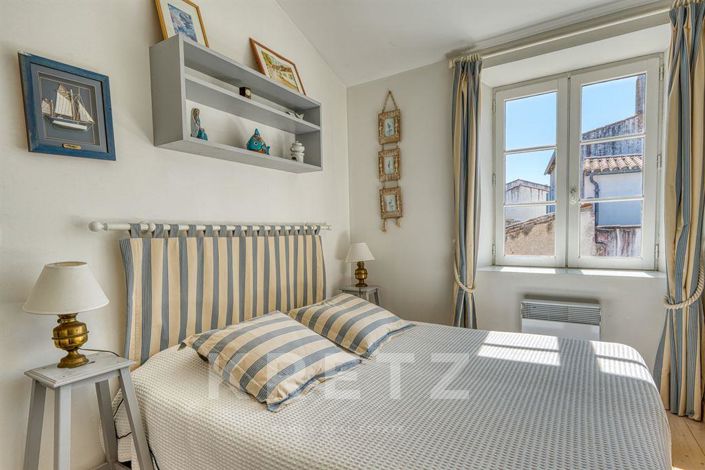 Image No.15-6 Bed House for sale