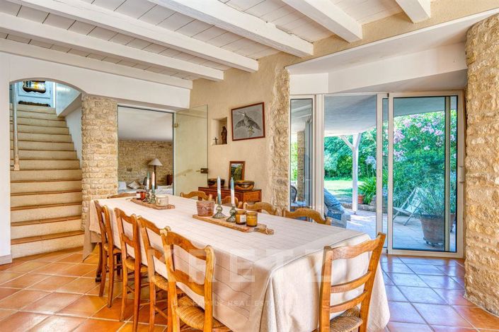 Image No.9-6 Bed House for sale