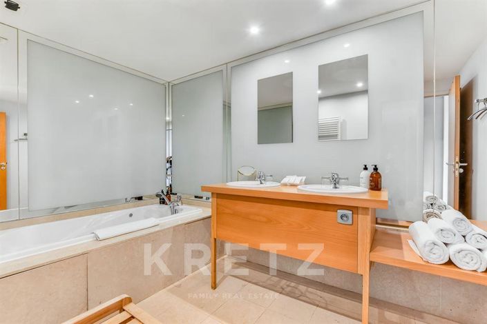 Image No.11-Propriété de 18 chambres à vendre à Tarn