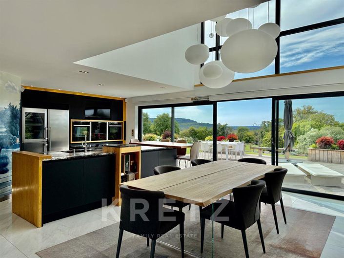 Image No.9-4 Bed House for sale