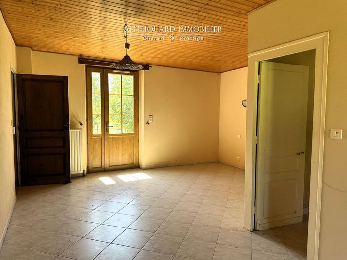 Image No.25-3 Bed House for sale