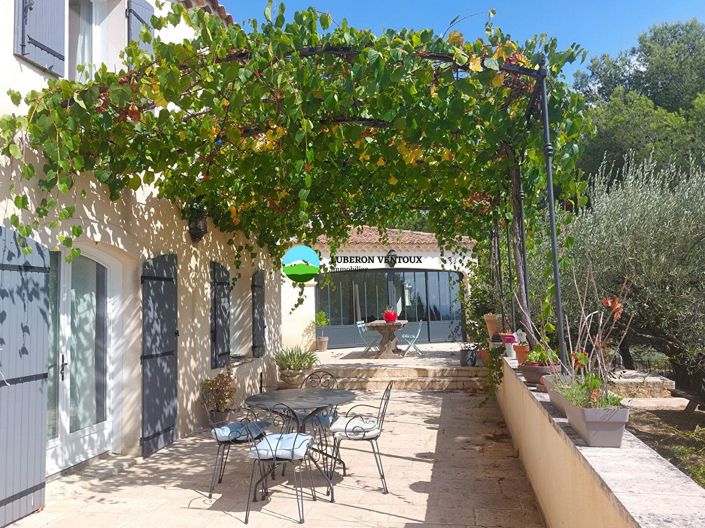 Image No.1-5 Bed House for sale