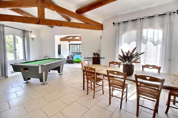 Image No.12-5 Bed House for sale