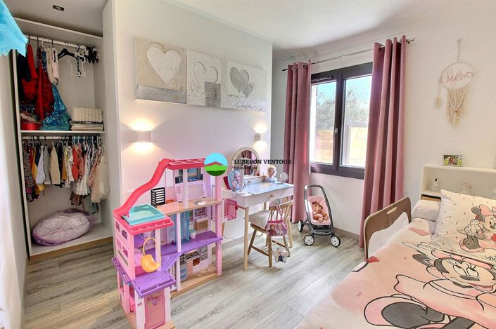 Image No.13-6 Bed House for sale