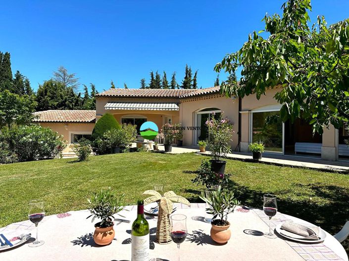 Image No.1-4 Bed House for sale