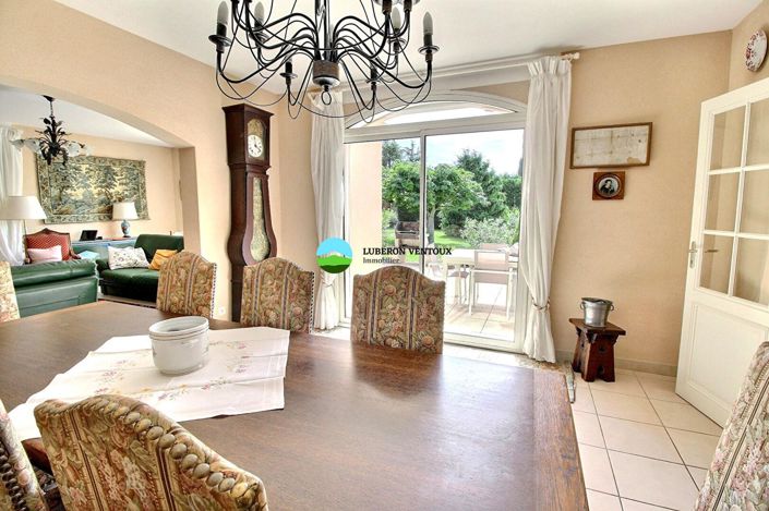 Image No.8-4 Bed House for sale