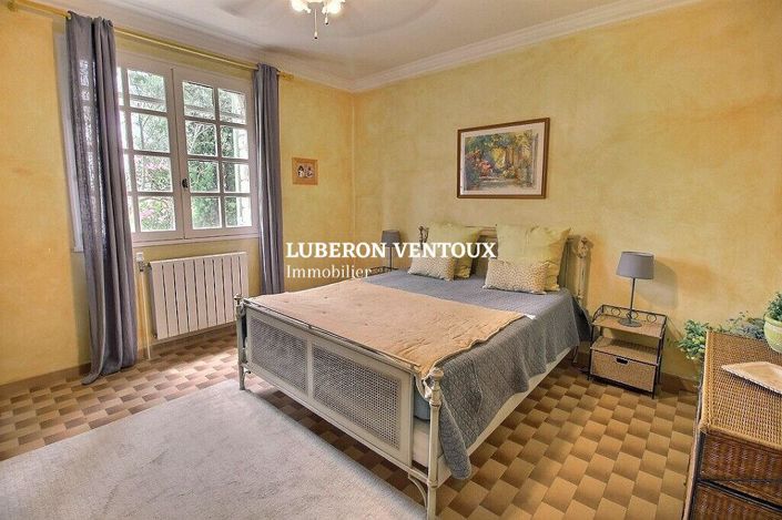 Image No.10-6 Bed House for sale