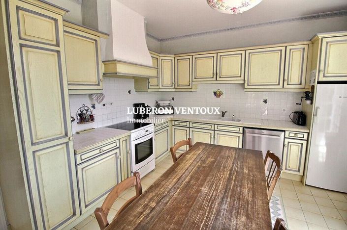 Image No.5-6 Bed House for sale