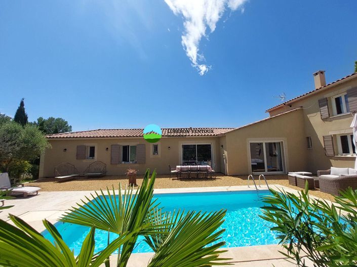 Image No.2-4 Bed House for sale