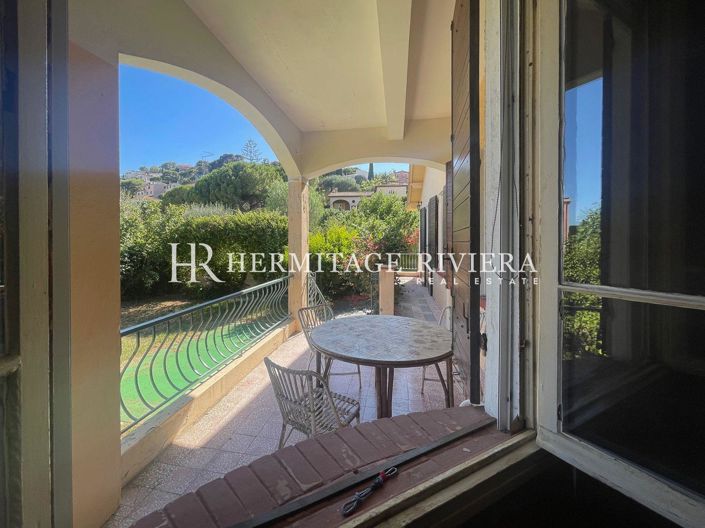 Image No.17-4 Bed House for sale