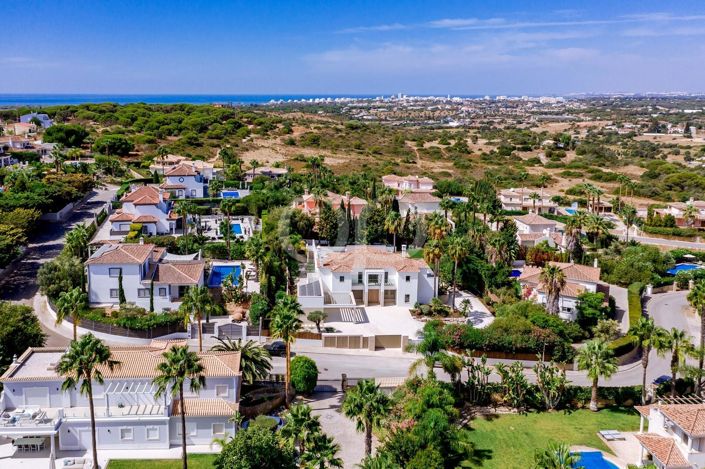 Image No.13-5 Bed House for sale