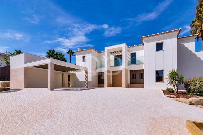 Image No.30-5 Bed House for sale