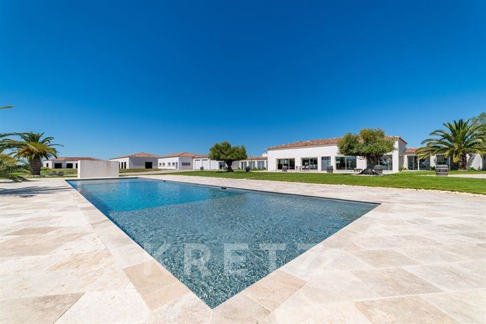 Image No.17-9 Bed House for sale