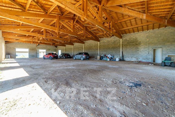 Image No.18-9 Bed House for sale