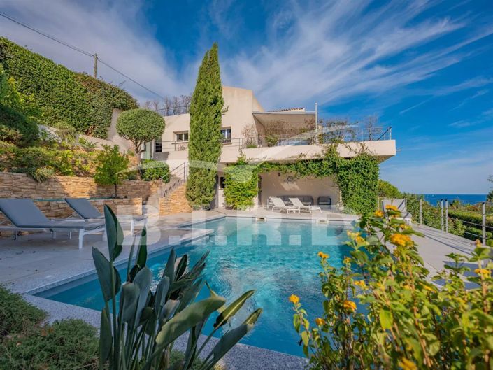 Image No.2-Maison de 5 chambres à vendre à Sainte-Maxime