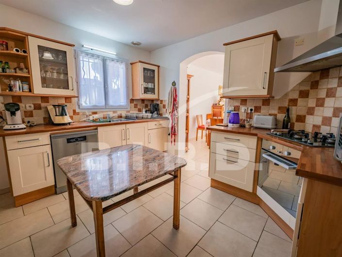 Image No.5-4 Bed House for sale