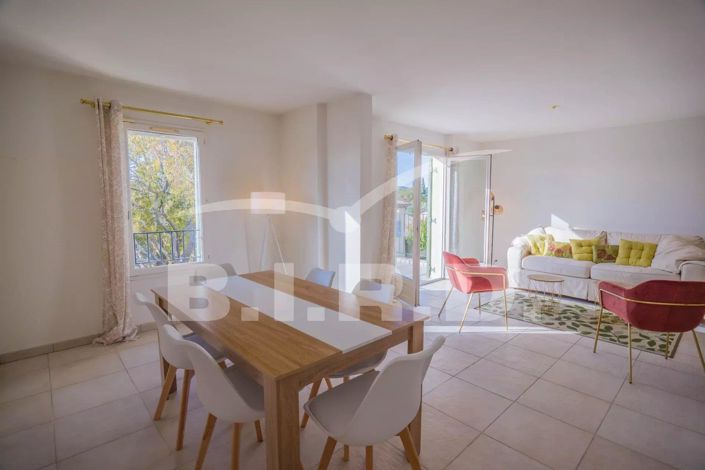 Image No.3-Appartement de 3 chambres à vendre à Grimaud