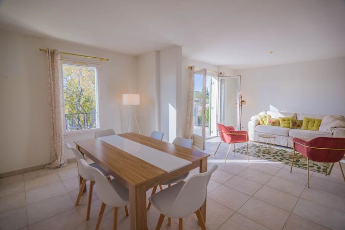 Image No.3-3 Bed Apartment for sale