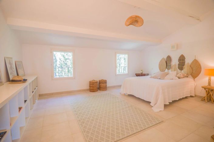 Image No.8-3 Bed Apartment for sale