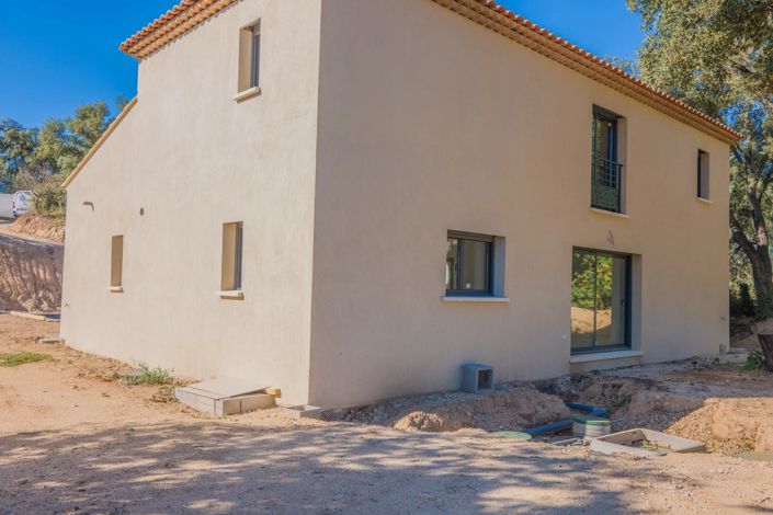 Image No.3-4 Bed House for sale