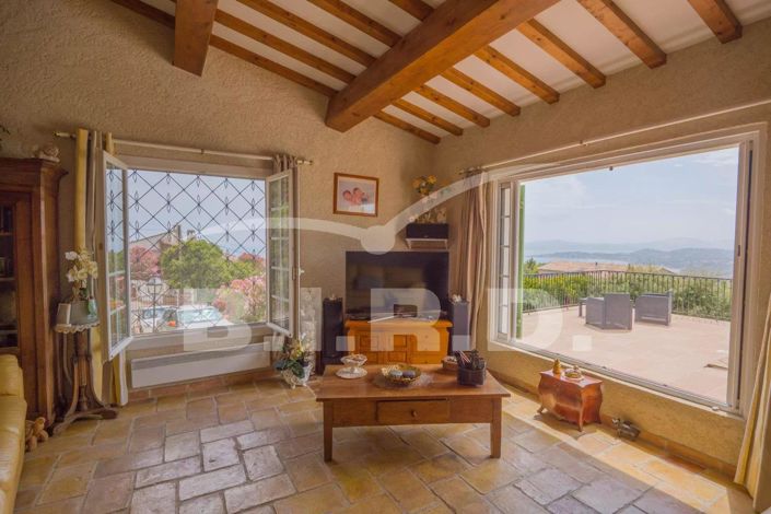 Image No.4-4 Bed House for sale