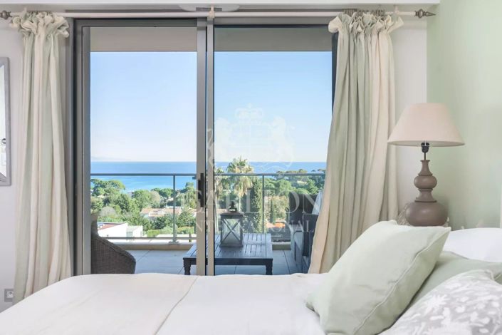 Image No.11-3 Bed Apartment for sale