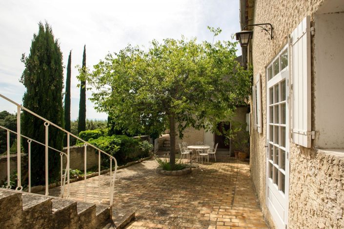 Image No.9-7 Bed House for sale