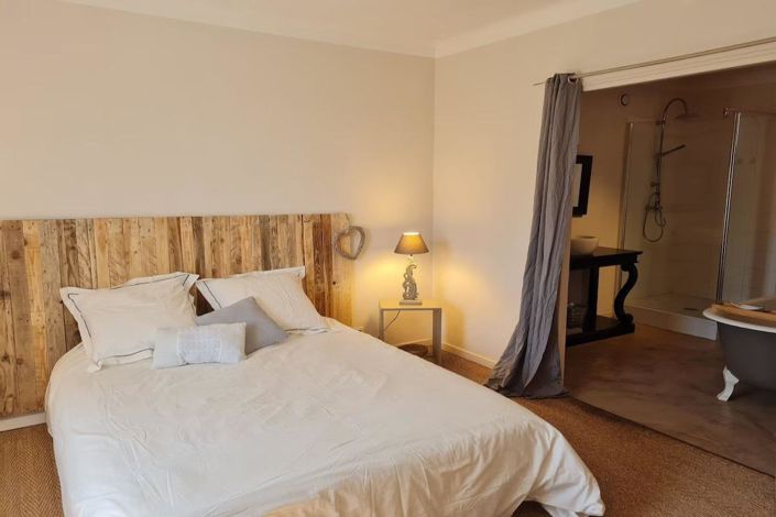 Image No.13-10 Bed House for sale