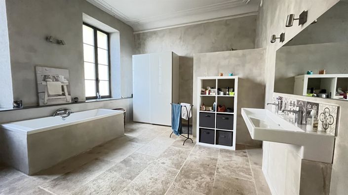 Image No.14-9 Bed House for sale