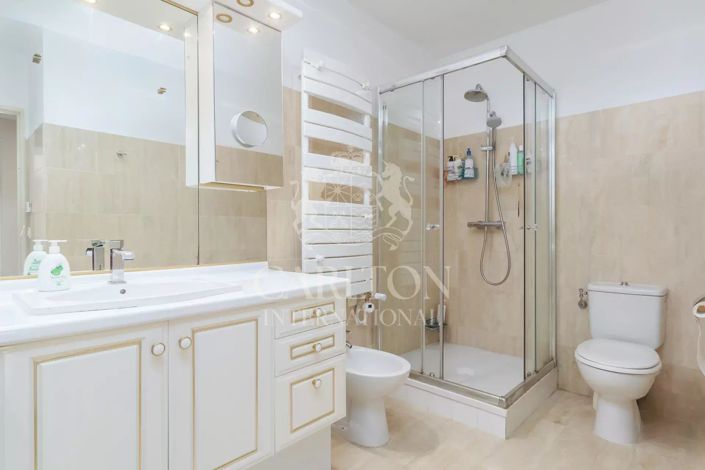 Image No.9-Maison de 4 chambres à vendre à Nice