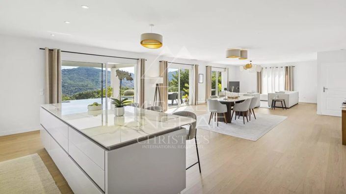 Image No.5-4 Bed House for sale