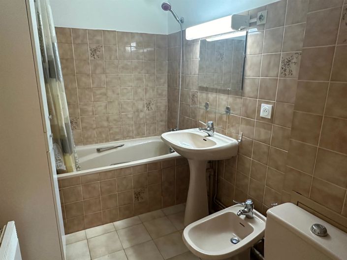 Image No.7-Apartment for sale