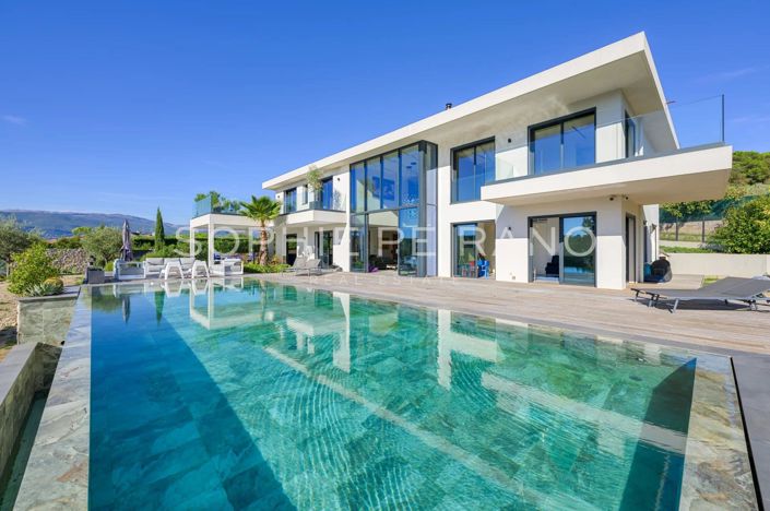 Image No.1-6 Bed House for sale