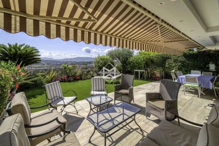 Image No.5-5 Bed Apartment for sale