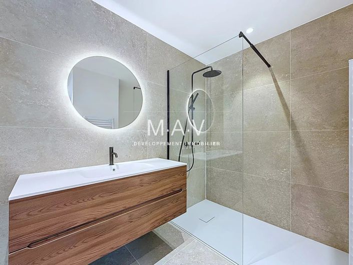 Image No.13-3 Bed Apartment for sale