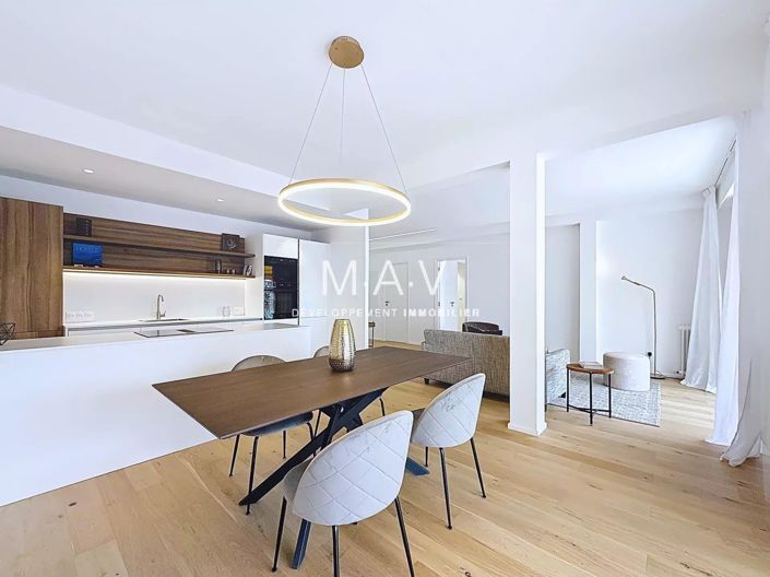 Image No.7-3 Bed Apartment for sale