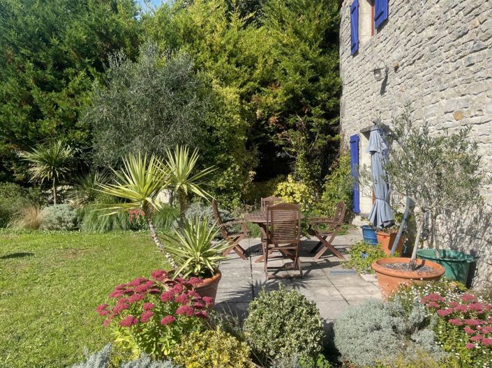 Image No.20-4 Bed House for sale