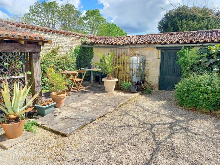 Image No.22-4 Bed House for sale