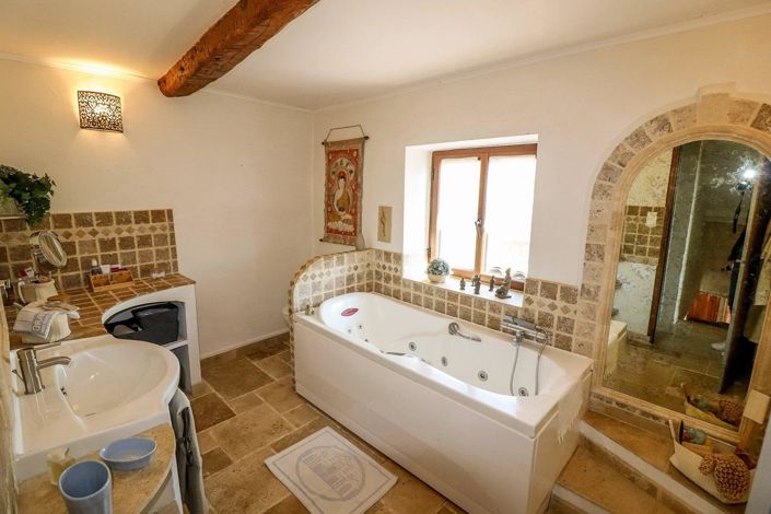 Image No.23-3 Bed House for sale