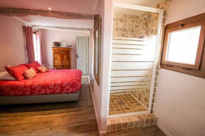 Image No.24-3 Bed House for sale