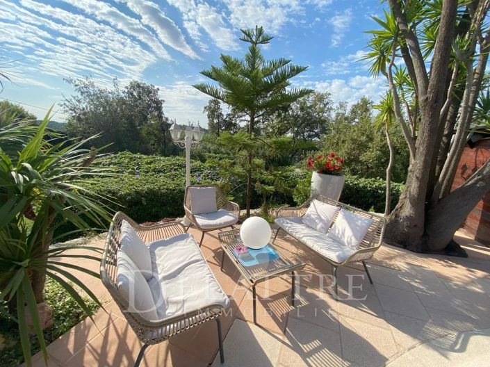 Image No.2-Maison de 4 chambres à vendre à Opio