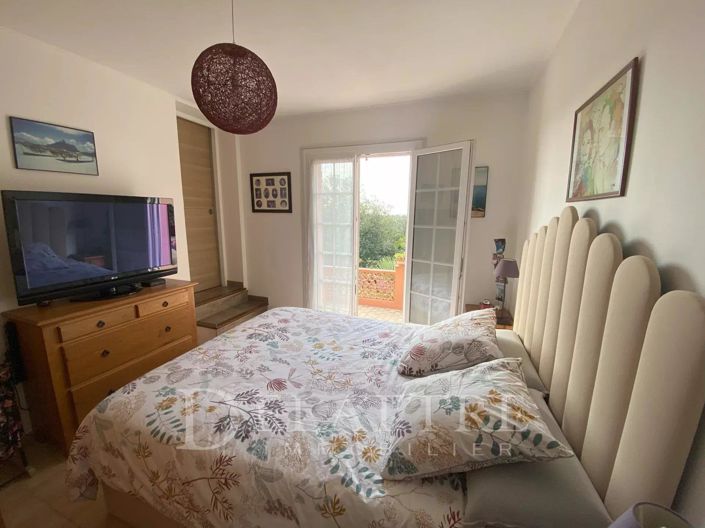 Image No.8-Maison de 4 chambres à vendre à Opio