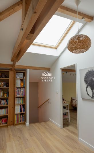 Image No.10-5 Bed House for sale