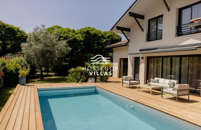 Image No.2-5 Bed House for sale