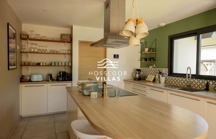 Image No.5-5 Bed House for sale