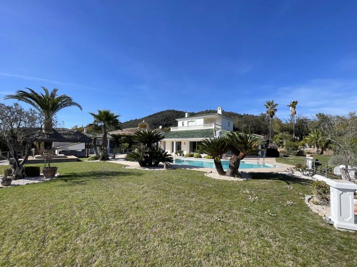 Image No.23-5 Bed House for sale