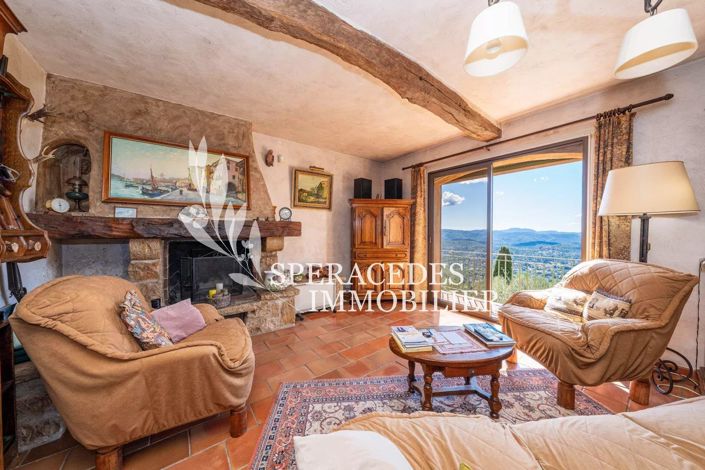 Image No.8-3 Bed House for sale