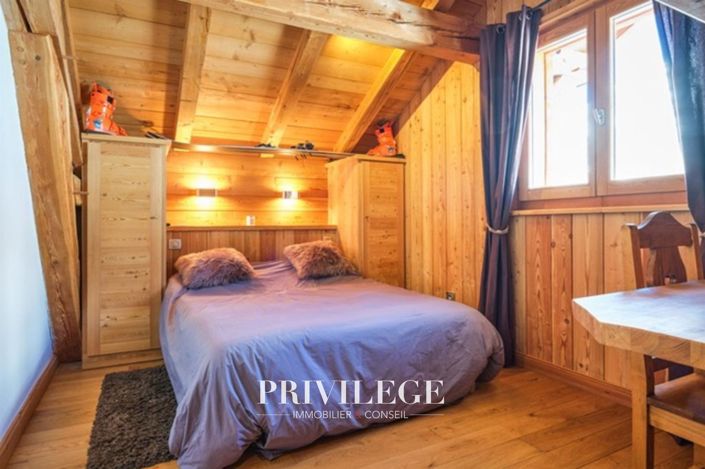 Image No.9-3 Bed House for sale